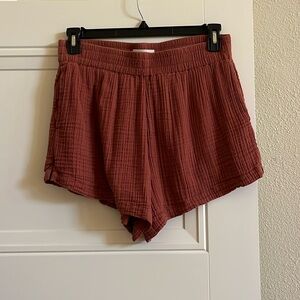 Double lined linen shorts